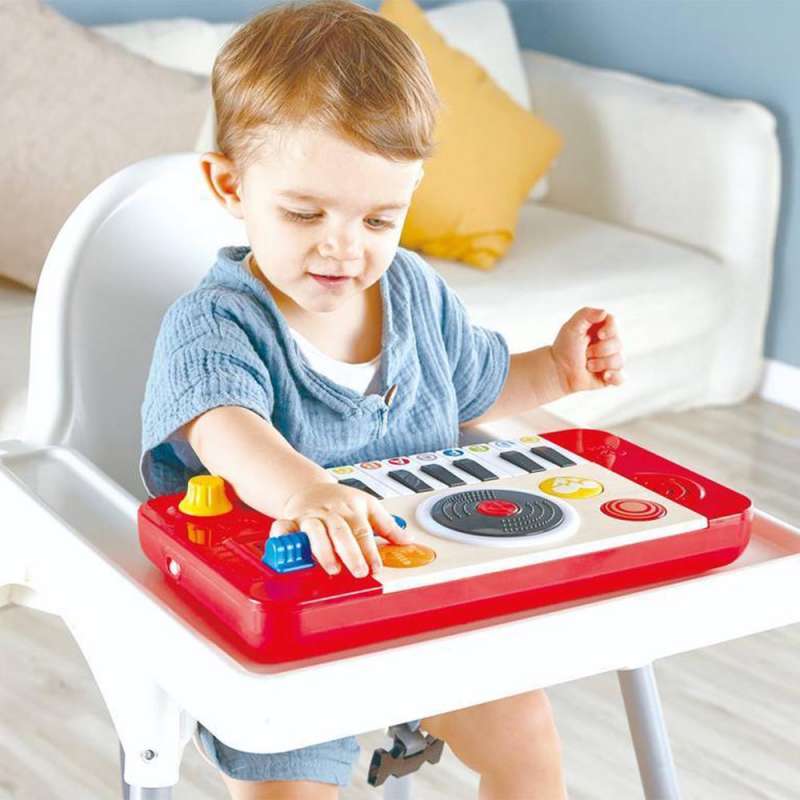 STUDIO DJ HAPE DE MIXAGE ET TOURNEDISQUES